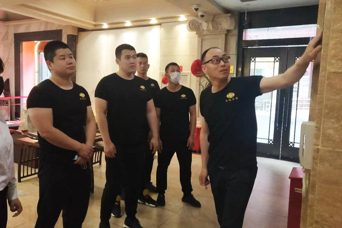 义乌有网红保镖吗？怎么雇佣义乌的网红保镖？